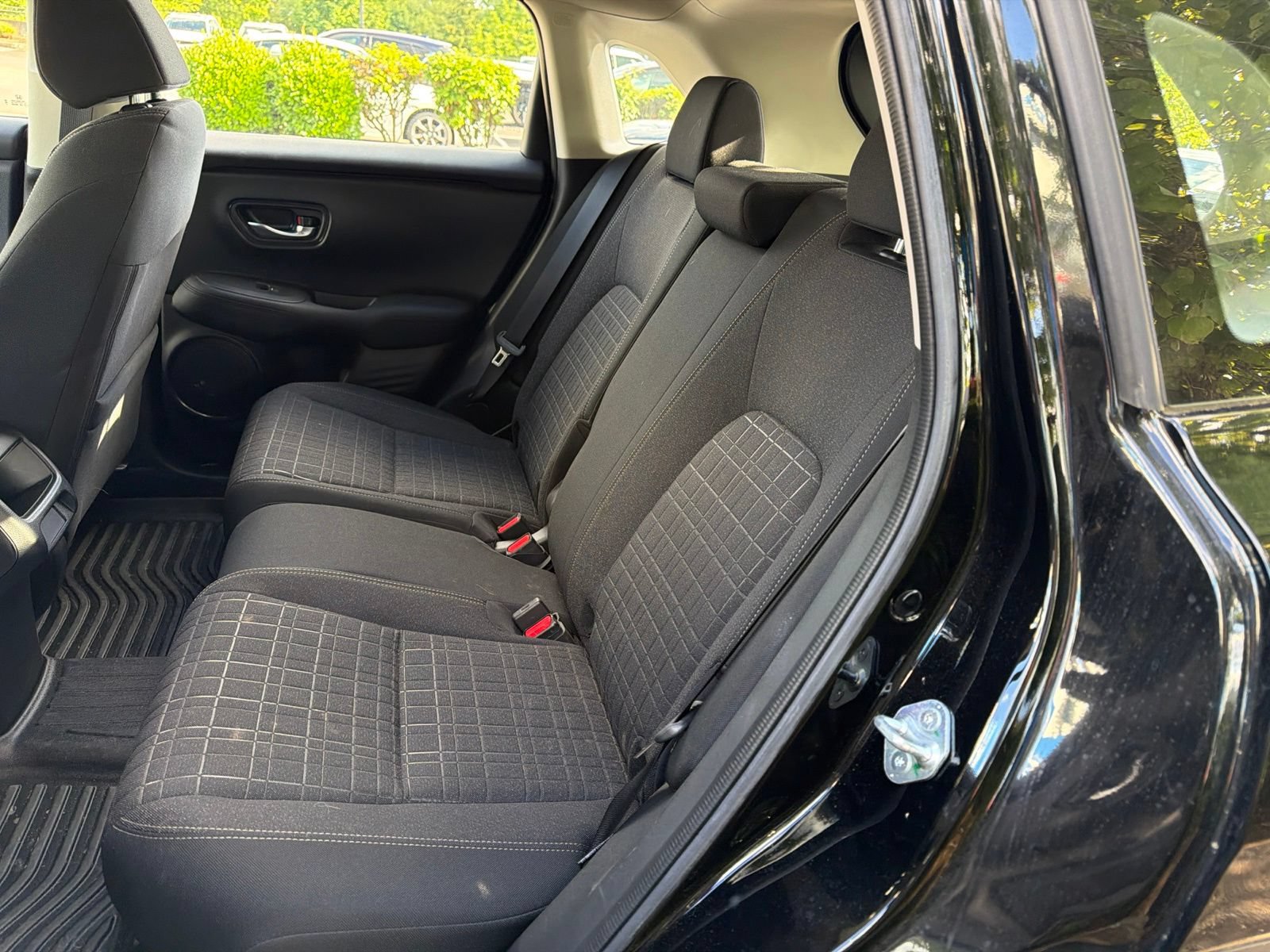 Used 2024 Honda HR-V LX image 7