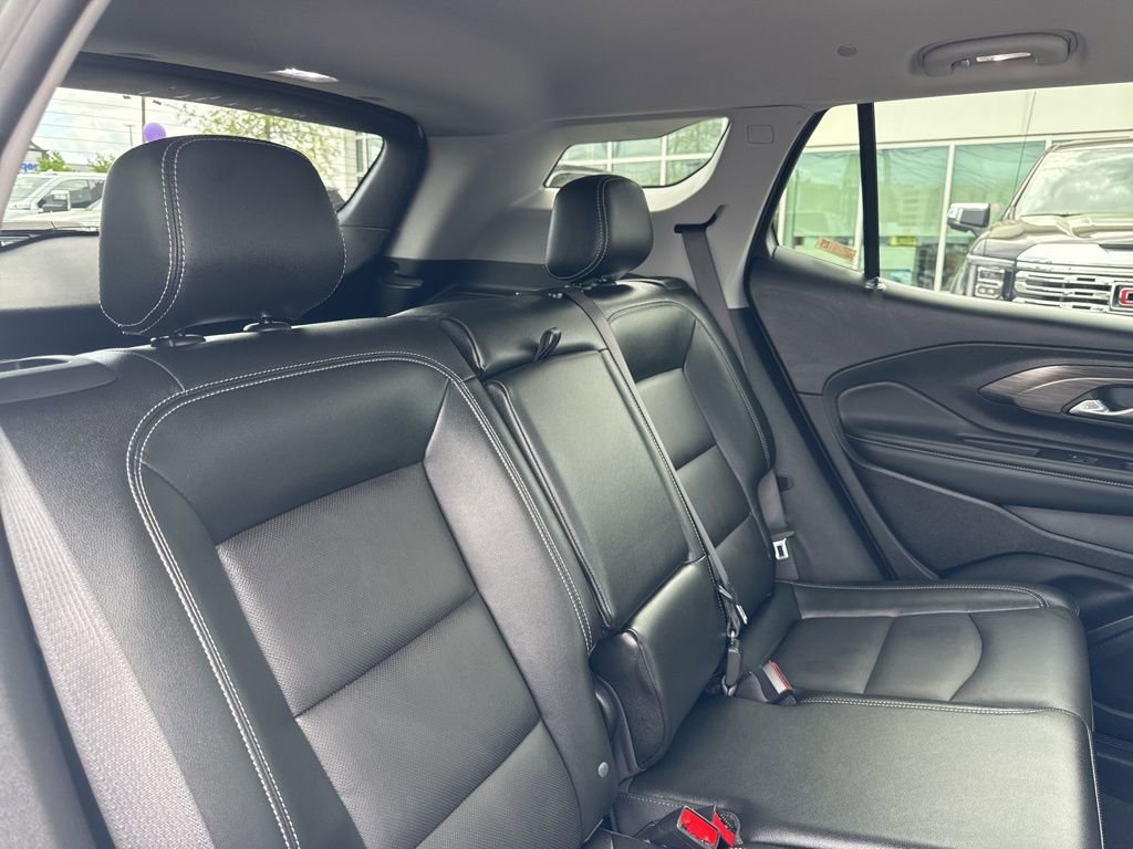 Used 2024 GMC Terrain SLT AWD/4WD image 25