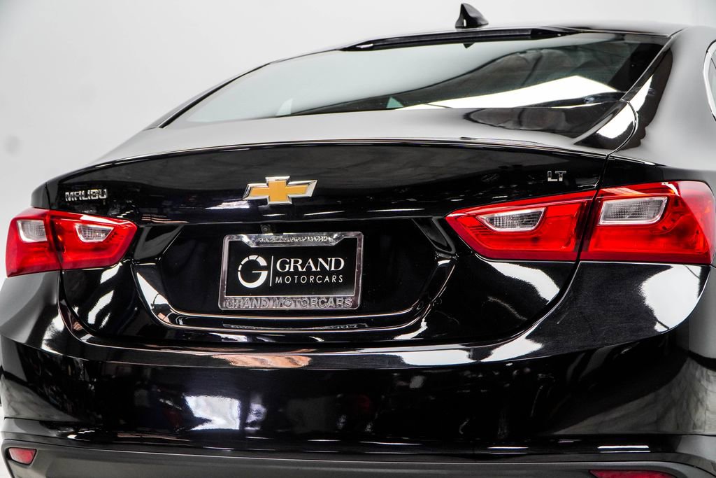 Used 2023 Chevrolet Malibu LT FWD image 11
