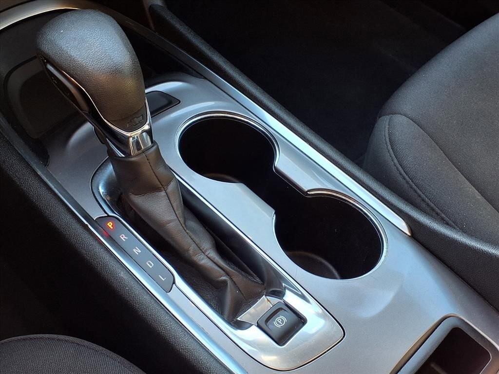 Used 2023 Chevrolet Malibu LT image 16