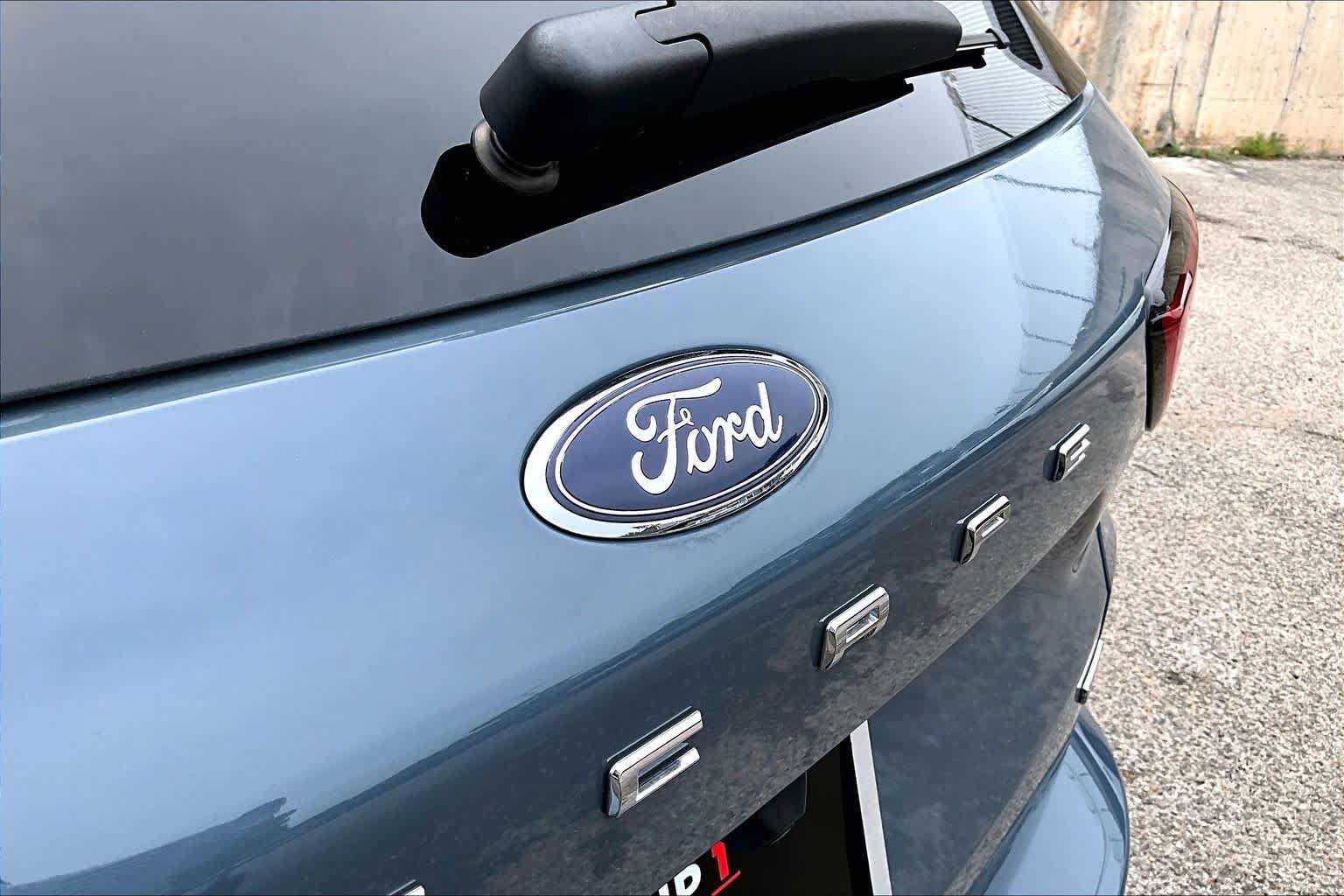 Used 2024 Ford Escape ST-Line w/ Equipment Group 301A FWD image 31