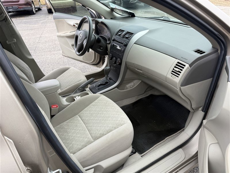 Used 2009 Toyota Corolla image 9