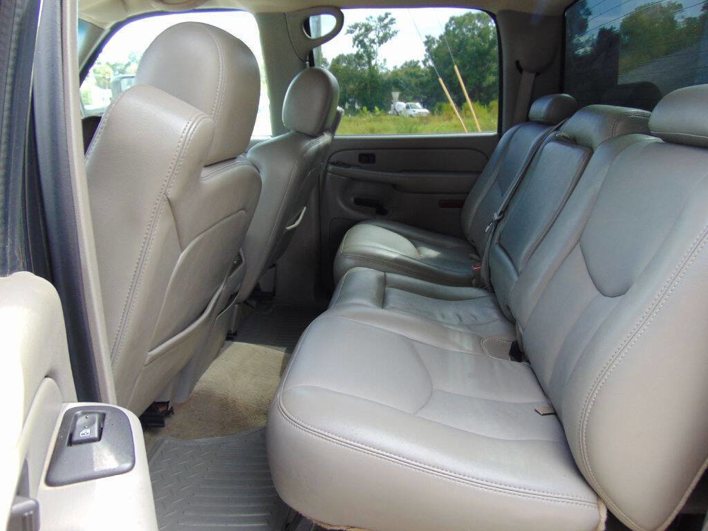 Used 2005 Chevrolet Silverado 2500 LS w/ Heavy-Duty Power Package image 19