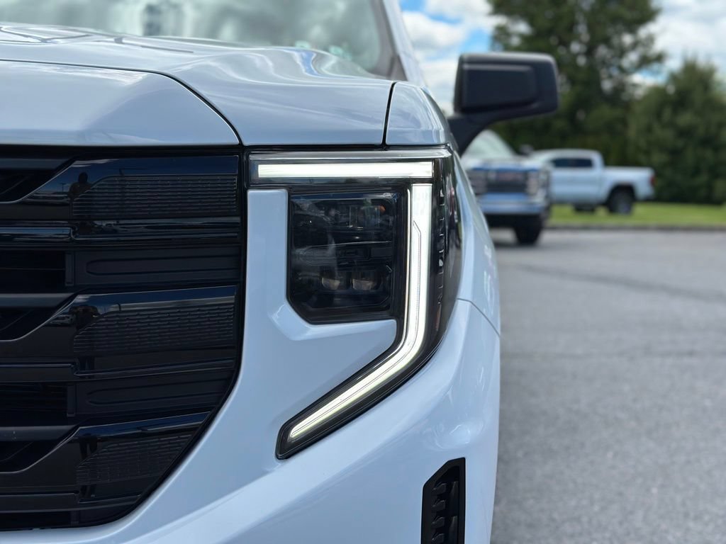 Used 2023 GMC Sierra 1500 Elevation AWD/4WD image 36