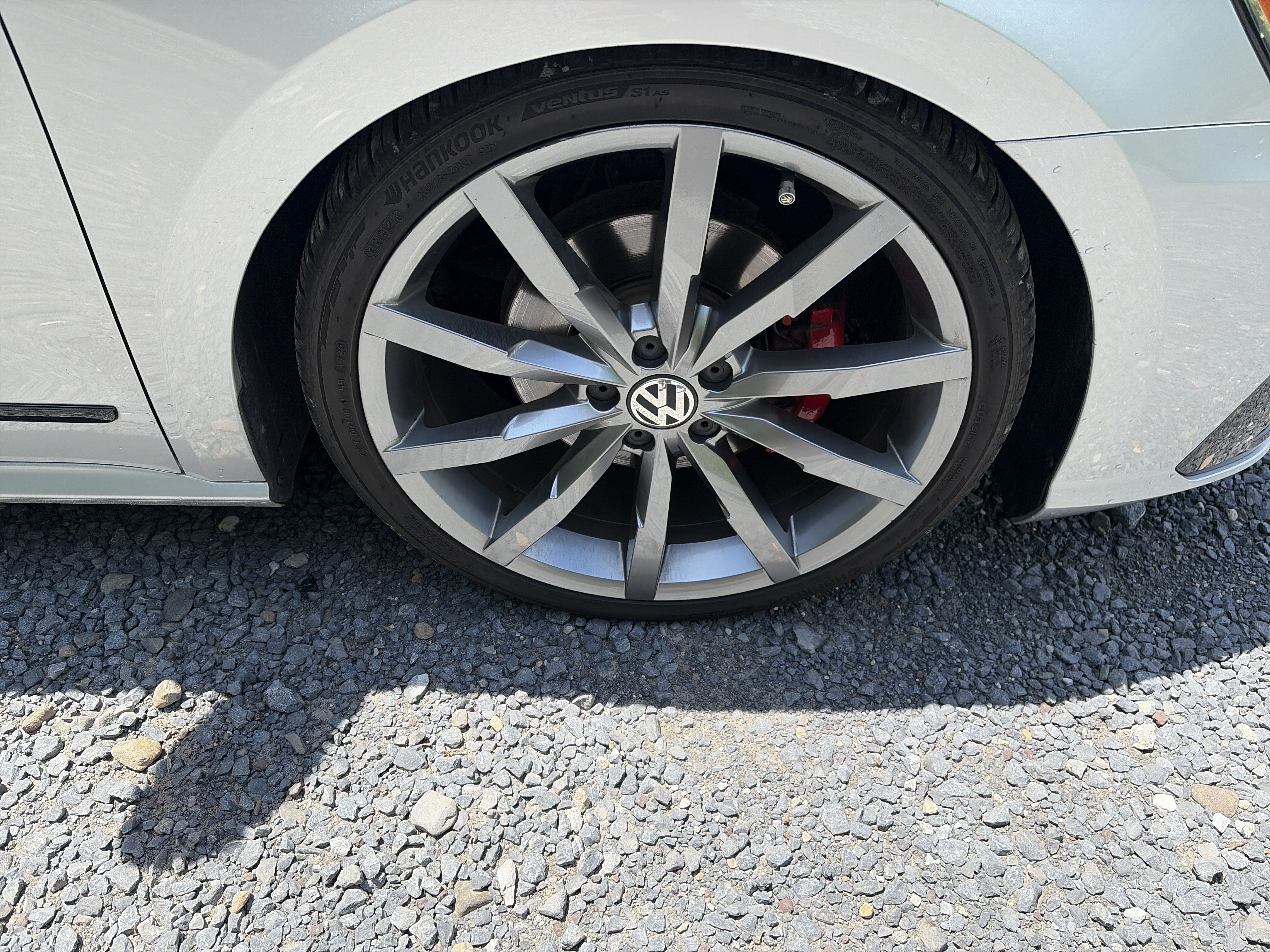 Used 2018 Volkswagen Passat 3.6 FWD image 16