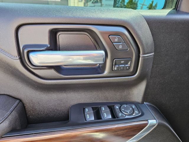 Used 2022 GMC Sierra 1500 SLT w/ SLT Premium Plus Package AWD/4WD image 29