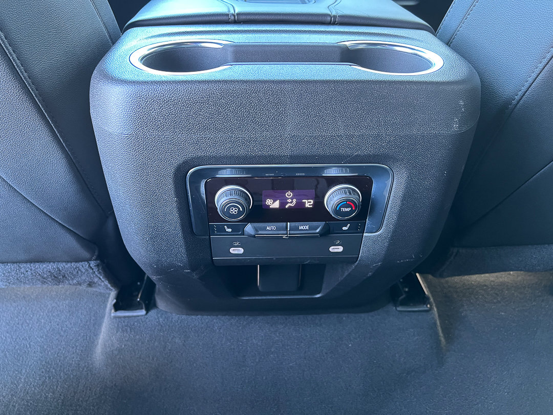 Used 2021 Chevrolet Tahoe Z71 w/ Z71 Off-Road Package AWD/4WD image 29