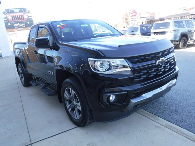 Used 2021 Chevrolet Colorado Z71 w/ Z71 Midnight Edition AWD/4WD image 12