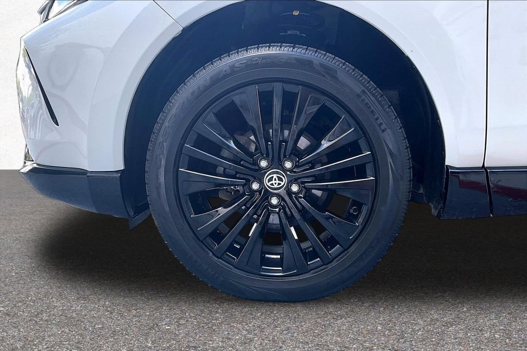 Certified 2023 Toyota Venza Nightshade AWD/4WD image 35
