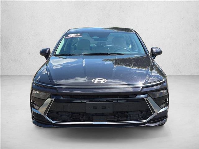 Used 2025 Hyundai Sonata SEL FWD image 2