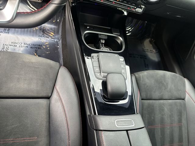 Used 2021 Mercedes-Benz CLA 250 image 22