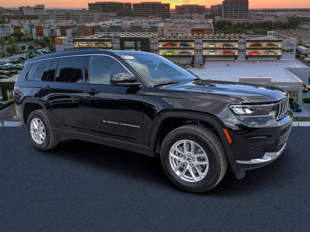 New 2026 Jeep Grand Cherokee L Laredo RWD video 1