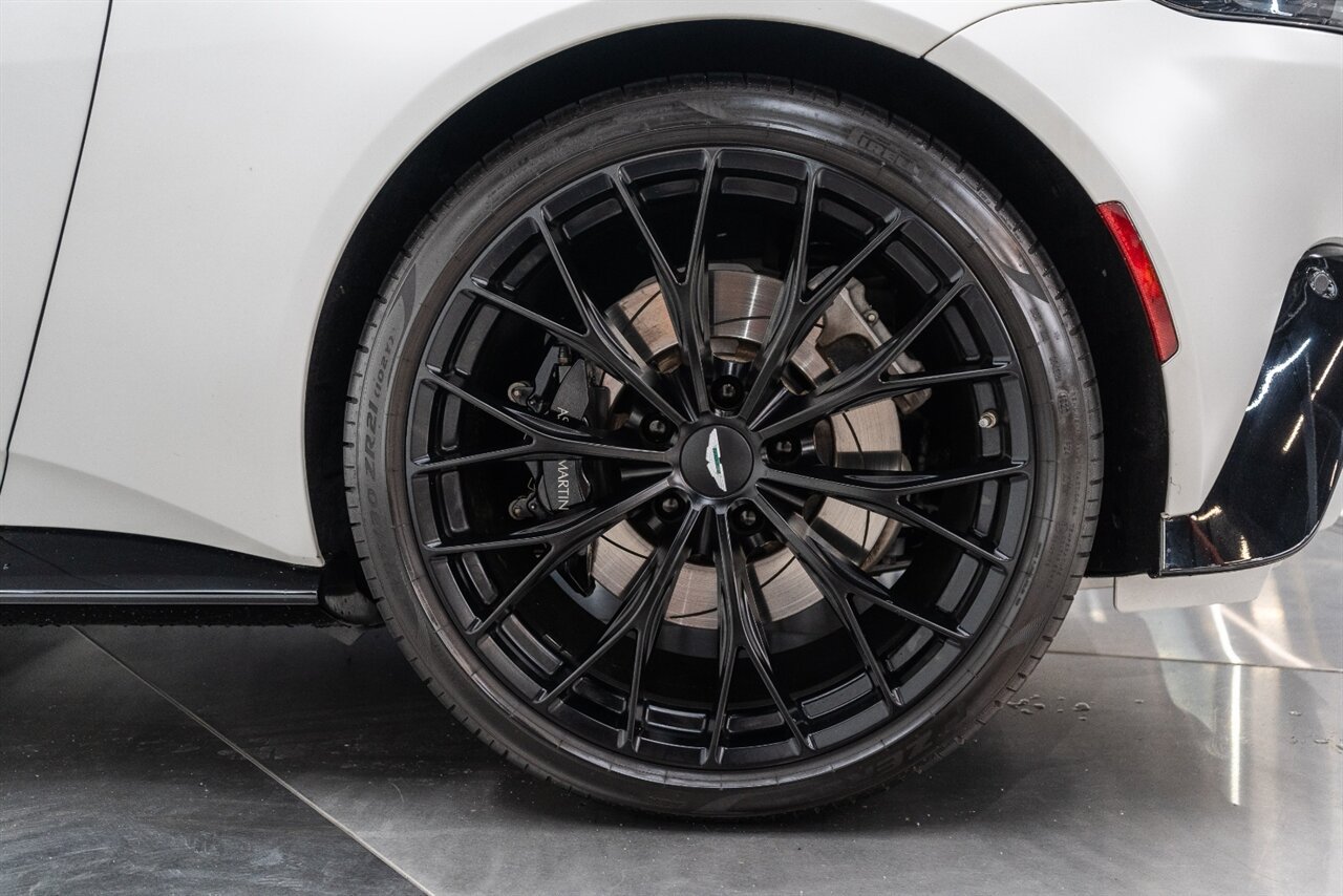 Used 2023 Aston Martin V8 Vantage Coupe RWD image 81