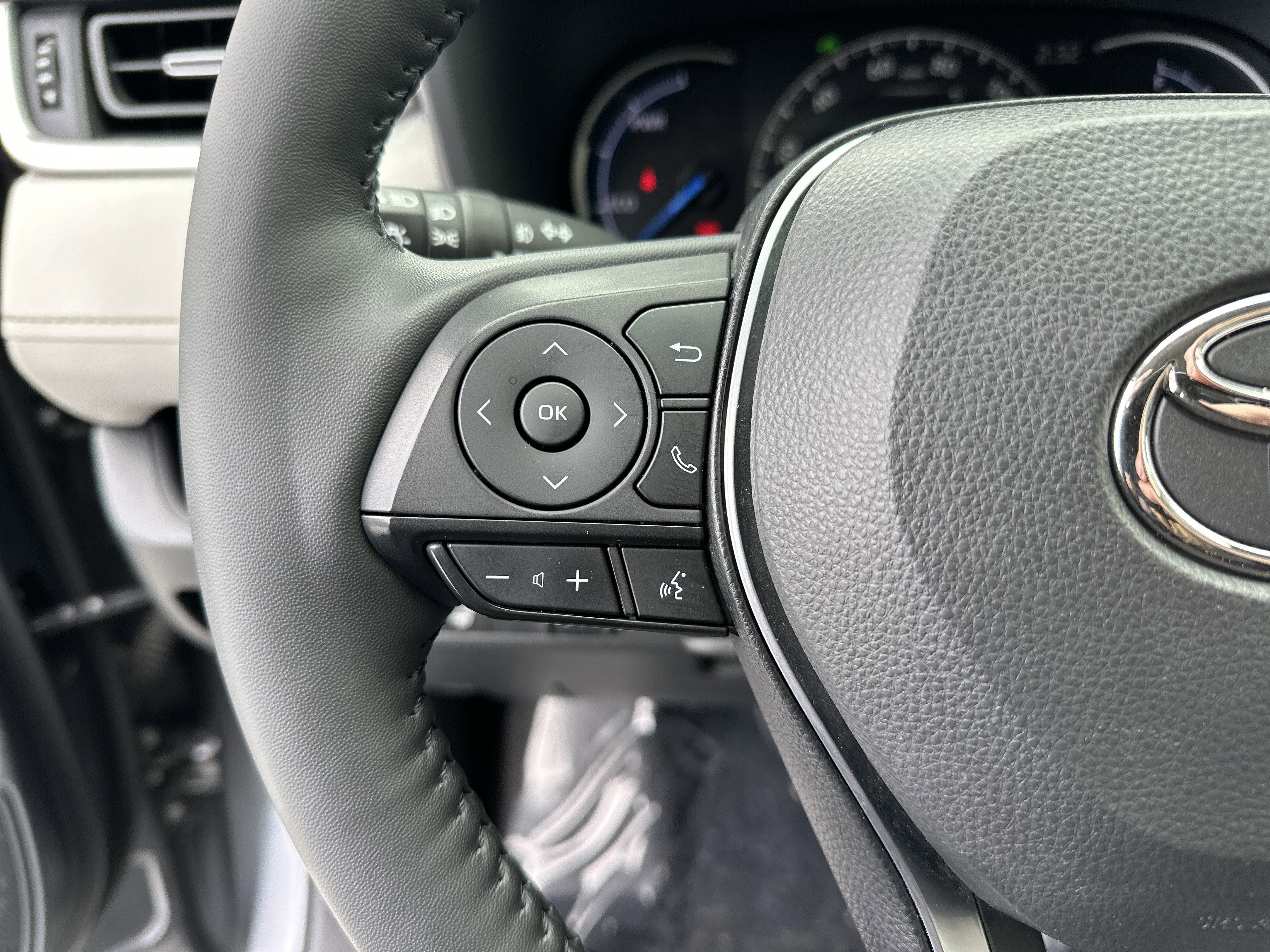 Certified 2023 Toyota RAV4 XLE Premium image 19