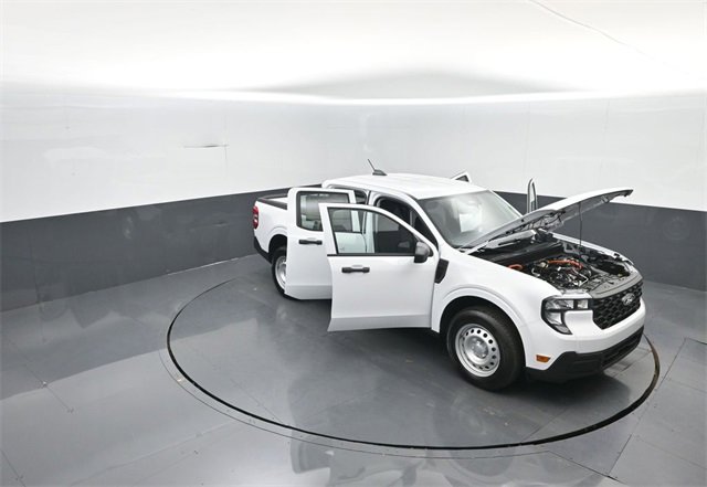 New 2025 Ford Maverick XL w/ Equipment Group 101A image 39