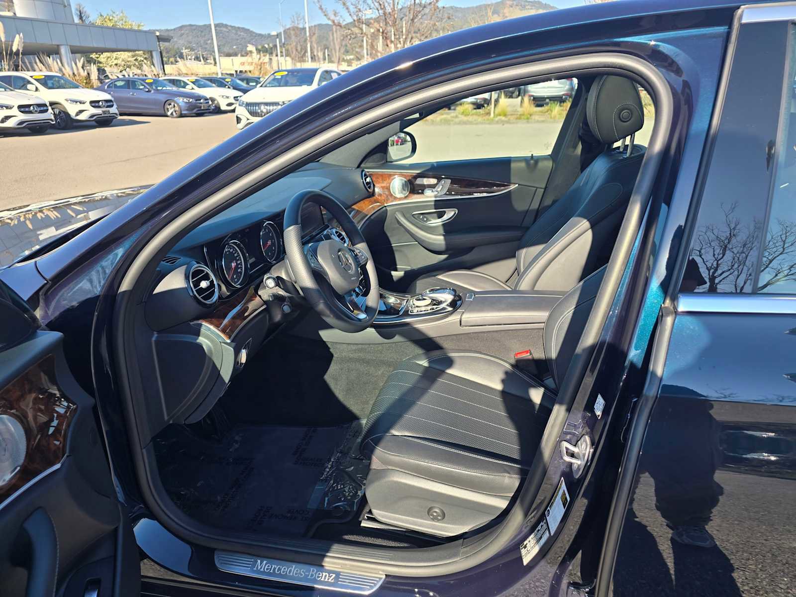 Used 2018 Mercedes-Benz E 300 E 300 image 22