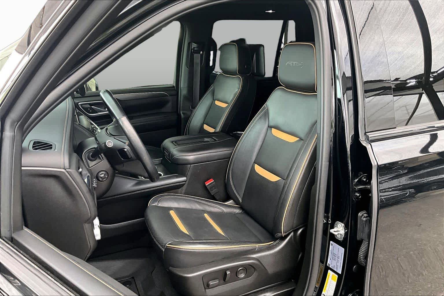 Used 2021 GMC Yukon AT4 w/ AT4 Premium Plus Package AWD/4WD image 8