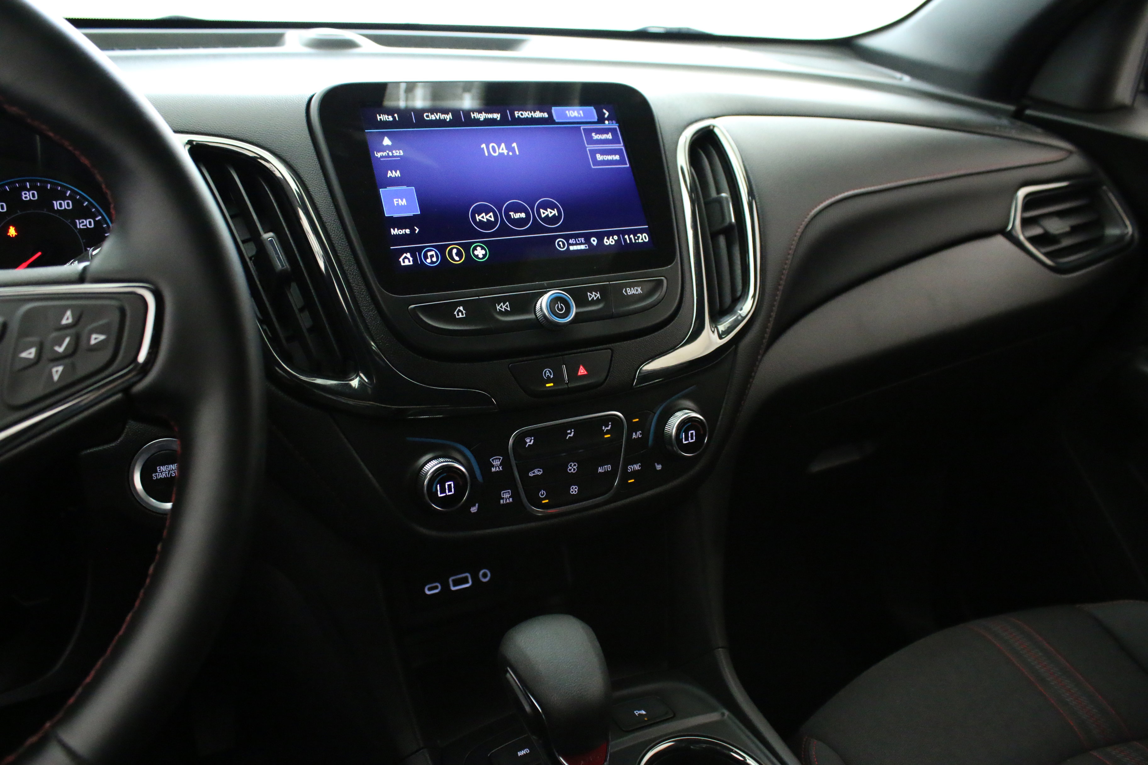 Certified 2024 Chevrolet Equinox RS AWD/4WD image 17