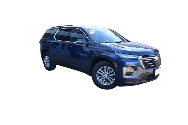 Used 2023 Chevrolet Traverse LT image 2