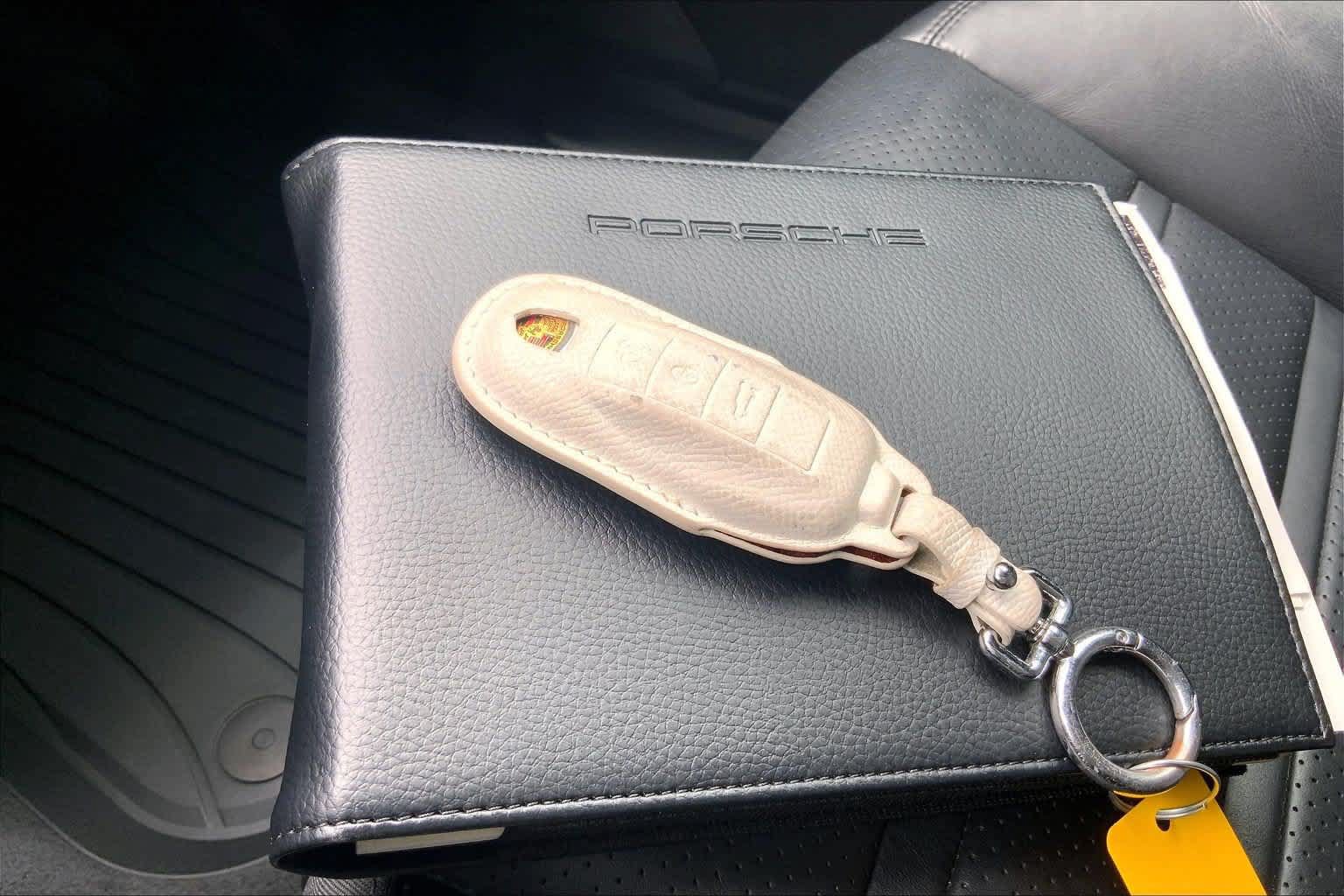 Used 2021 Porsche Cayenne S AWD/4WD image 19