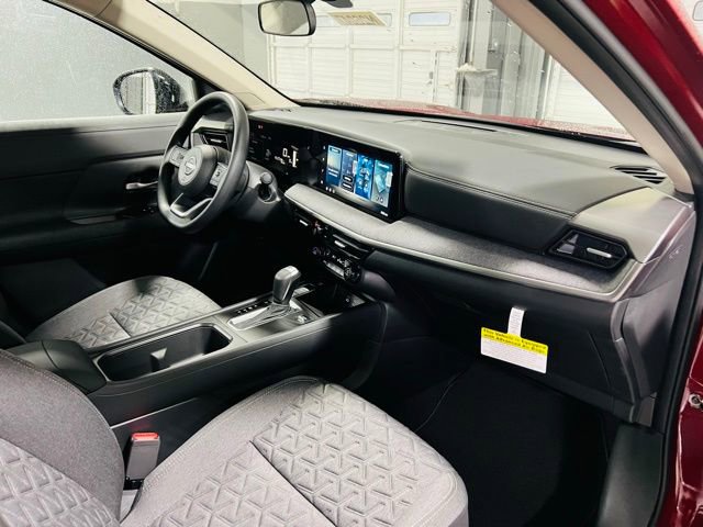 New 2026 Nissan Kicks SV w/ SV Premium Package image 31