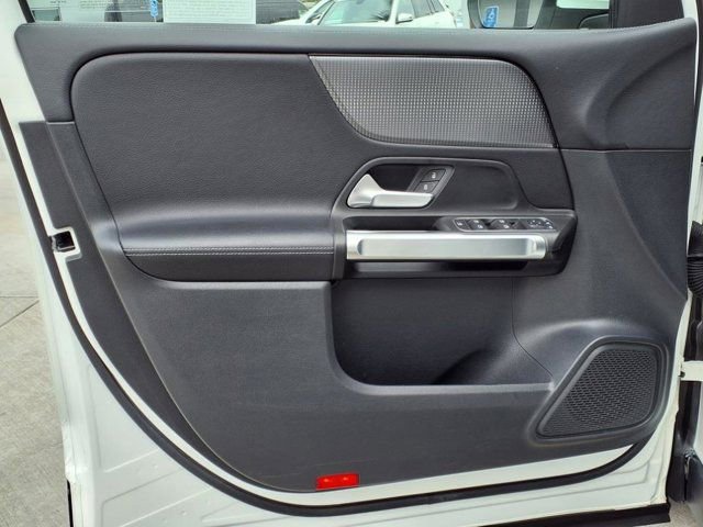 Certified 2022 Mercedes-Benz GLB 250 image 12