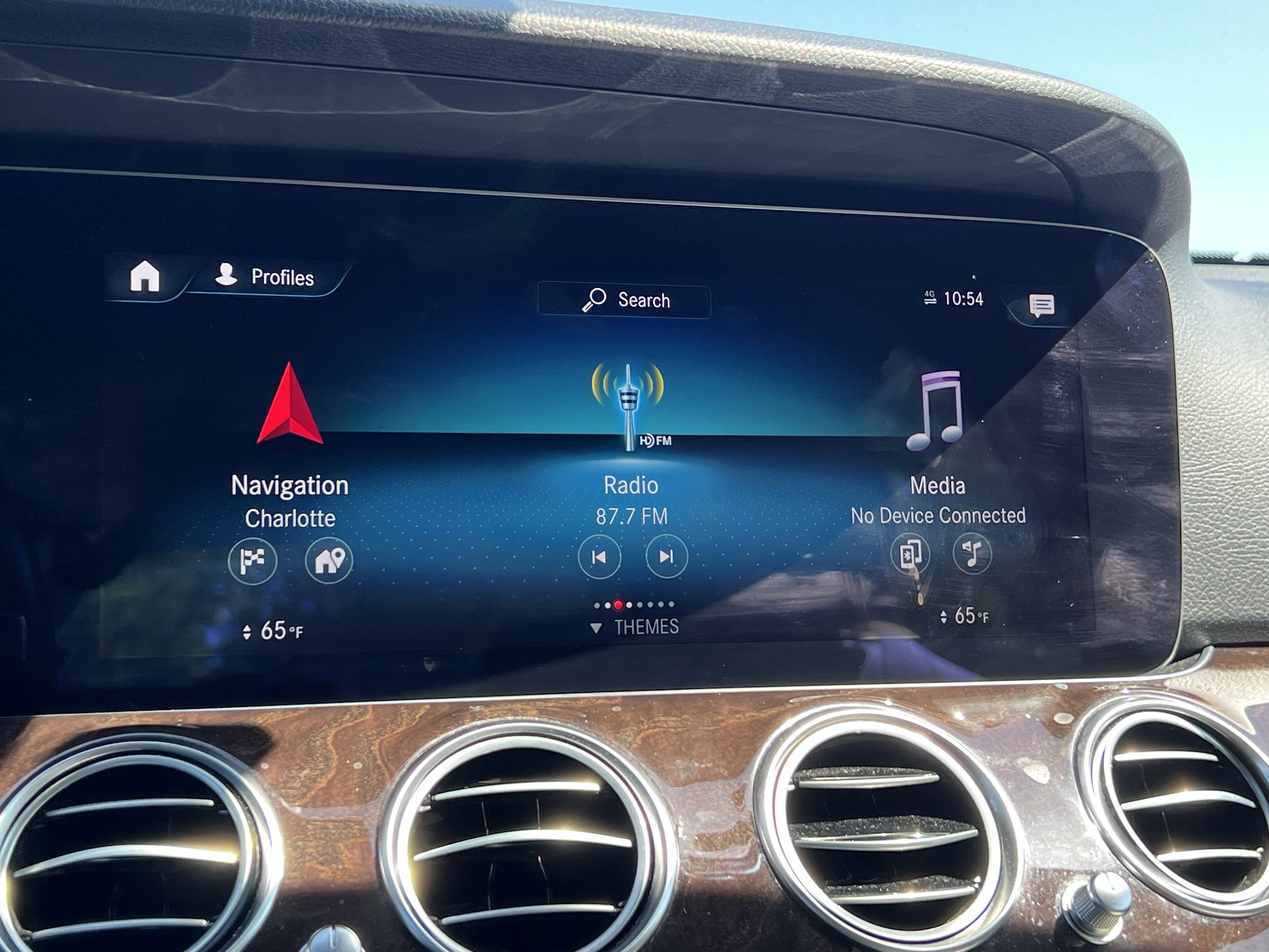 Used 2021 Mercedes-Benz E 350 Sedan image 24