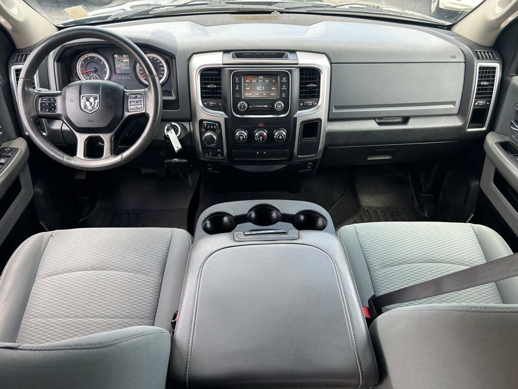 Used 2018 RAM 1500 Classic SLT AWD/4WD image 29