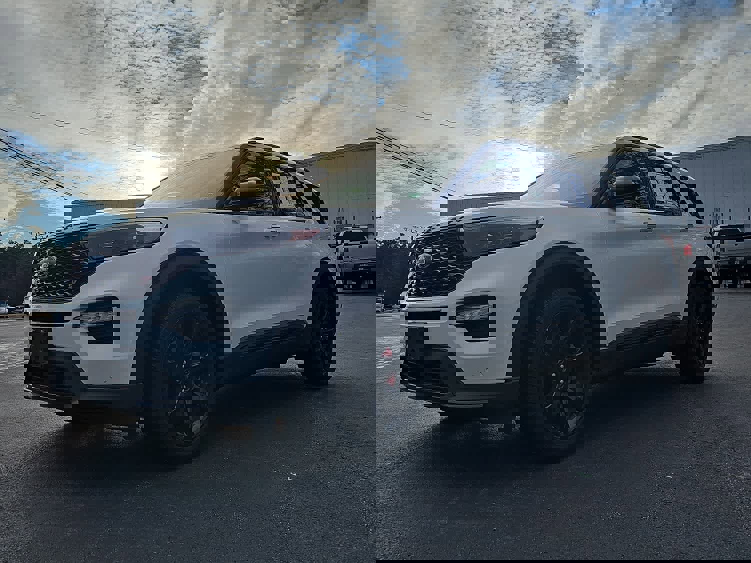 Used 2022 Ford Explorer ST w/ Equipment Group 401A image 7