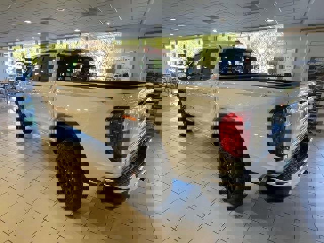 New 2026 GMC Canyon Elevation w/ Convenience Package image 3