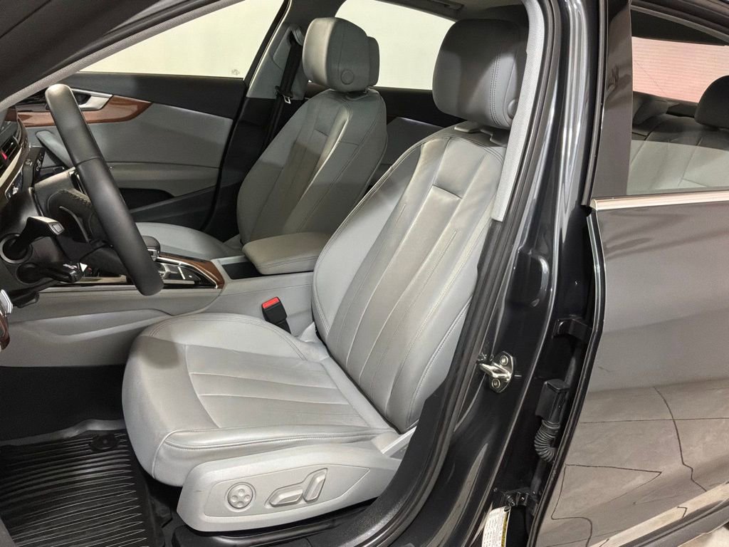 Used 2023 Audi A4 2.0T Premium w/ Convenience Package image 7