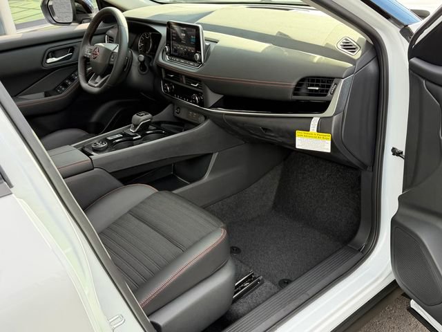 New 2026 Nissan Rogue SV image 25