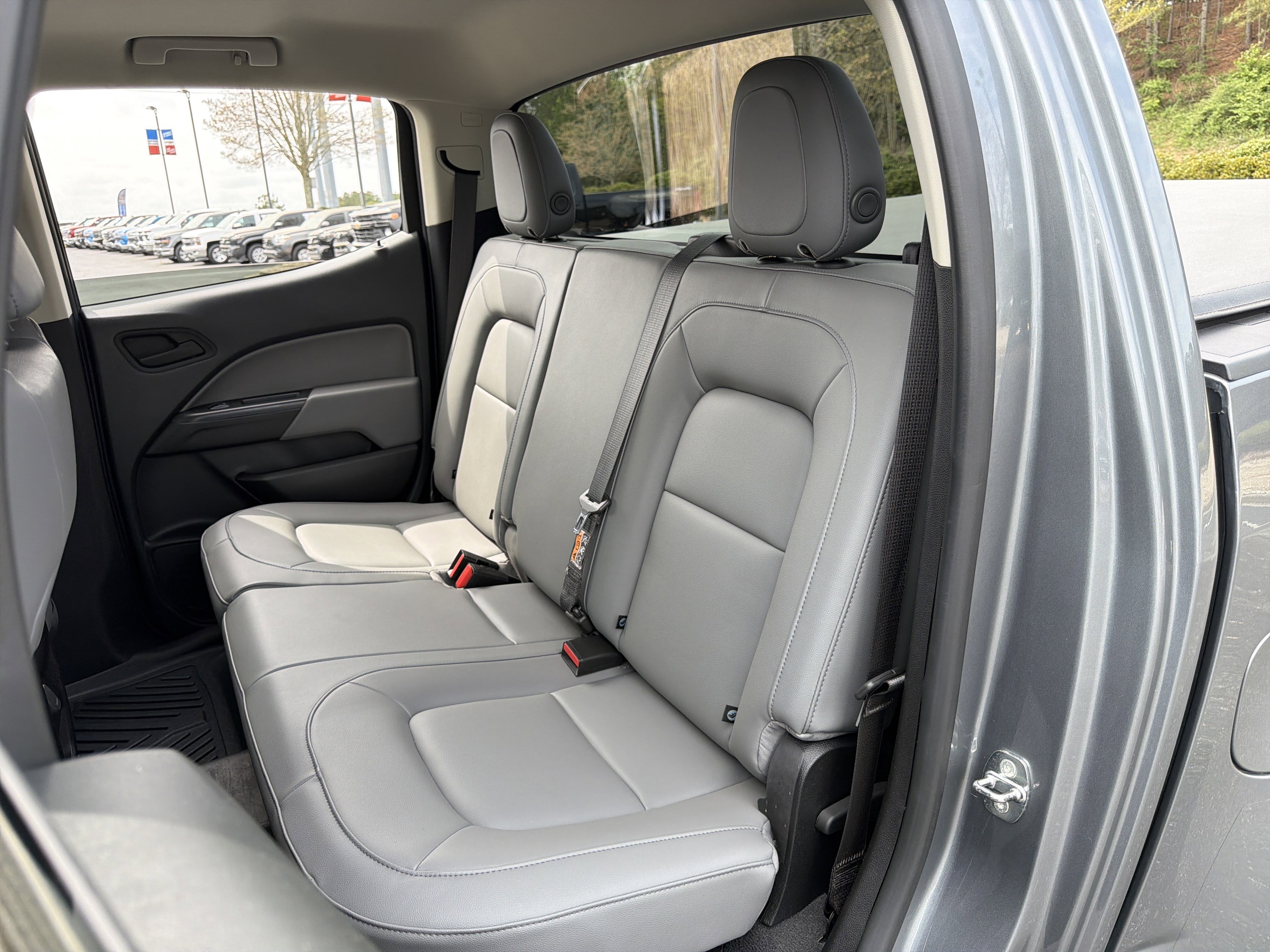 Used 2022 Chevrolet Colorado W/T w/ WT Convenience Package AWD/4WD image 20