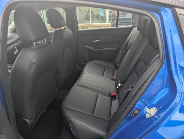 New 2027 Nissan Sentra SR w/ SR Premium Package FWD image 10