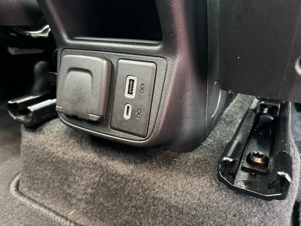 Used 2023 Buick Encore GX Essence w/ Experience Buick Package FWD image 20