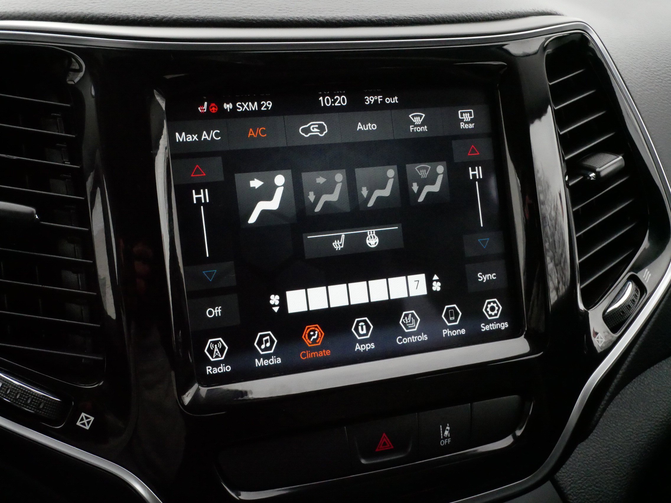 Used 2022 Jeep Cherokee Limited image 22