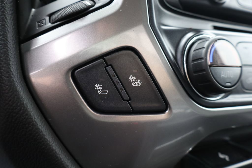 Used 2018 Chevrolet Silverado 1500 LT w/ All Star Edition image 17