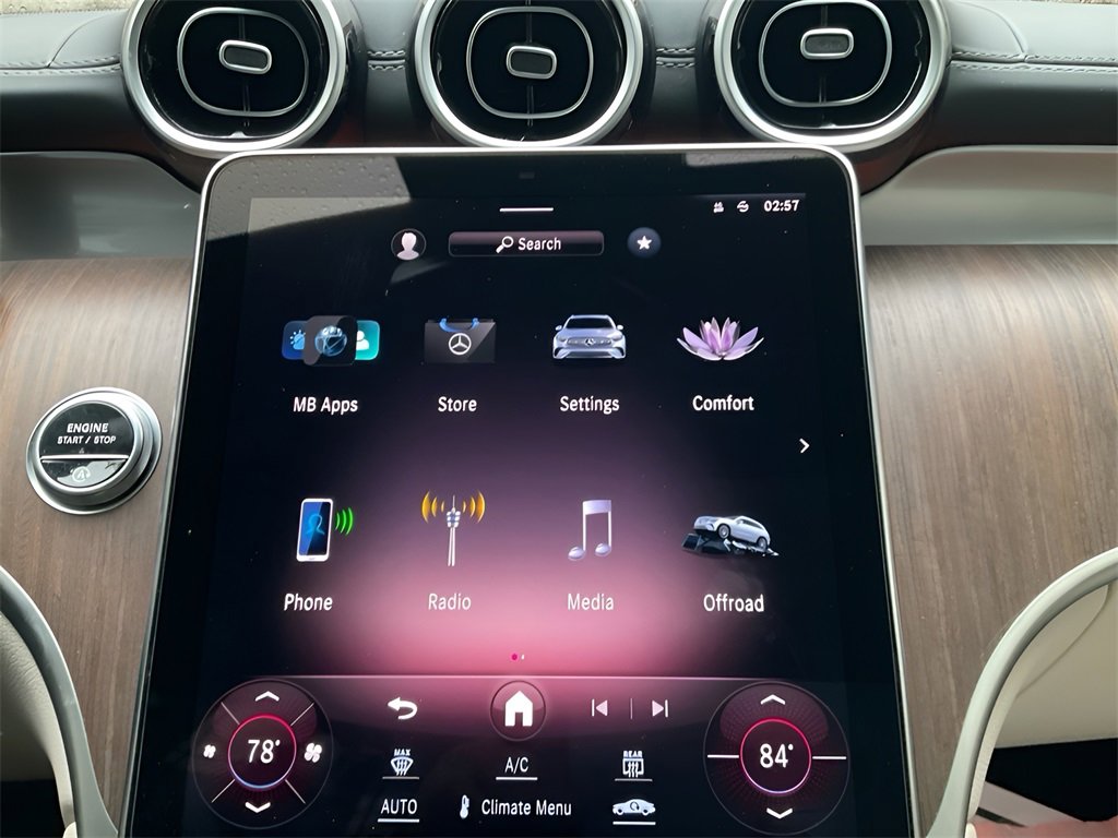 Used 2024 Mercedes-Benz GLC 300 4MATIC image 22