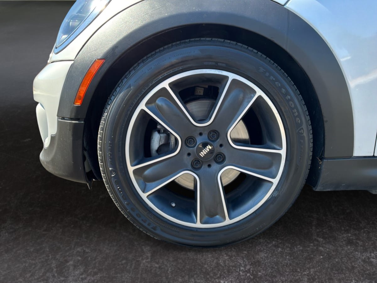 Used 2012 MINI Cooper S w/ Sport Pkg FWD image 9