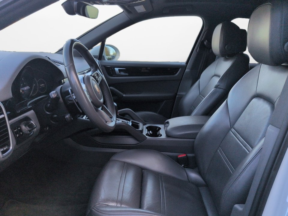 Used 2019 Porsche Cayenne AWD/4WD image 9