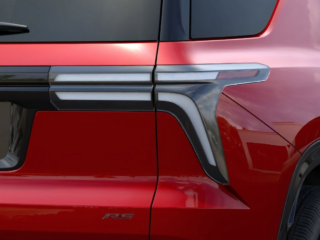 New 2027 Chevrolet Traverse RS FWD image 11