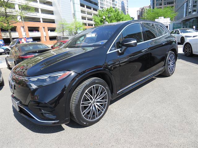 Certified 2023 Mercedes-Benz EQS 580 4MATIC SUV image 1