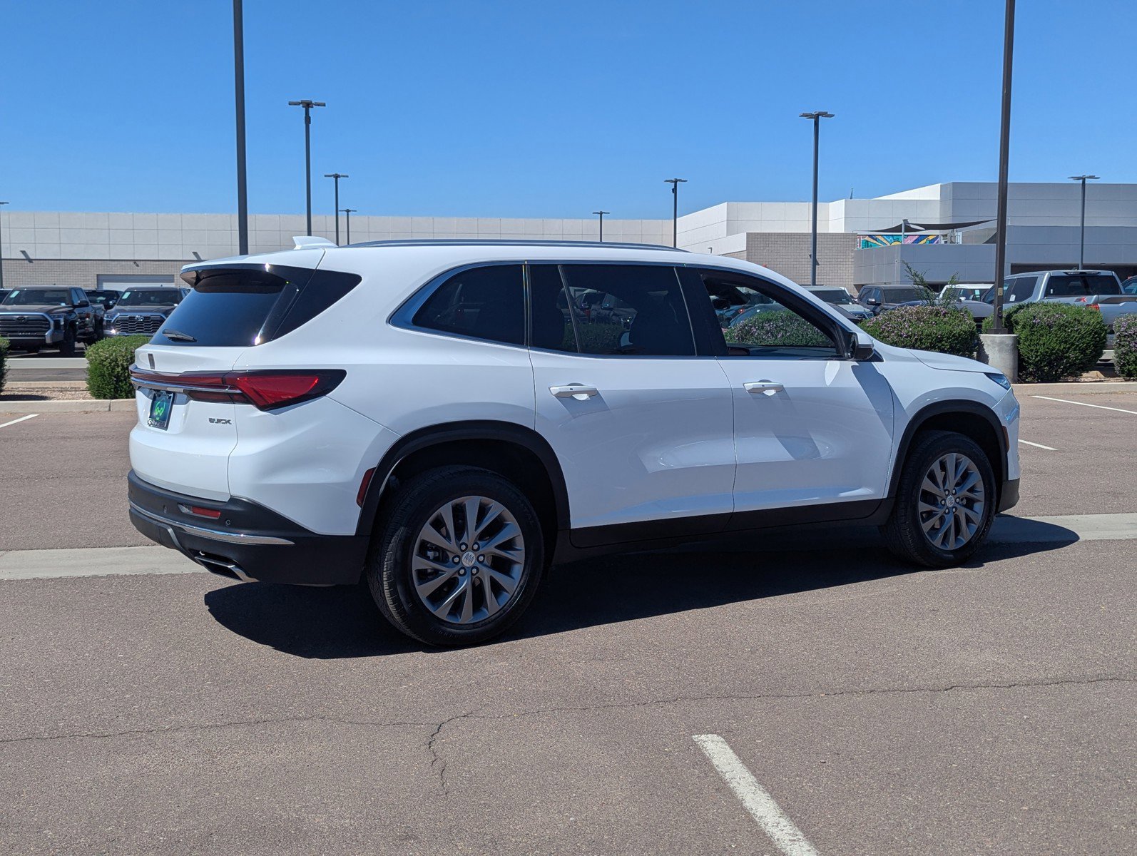 Certified 2025 Buick Enclave Preferred image 5