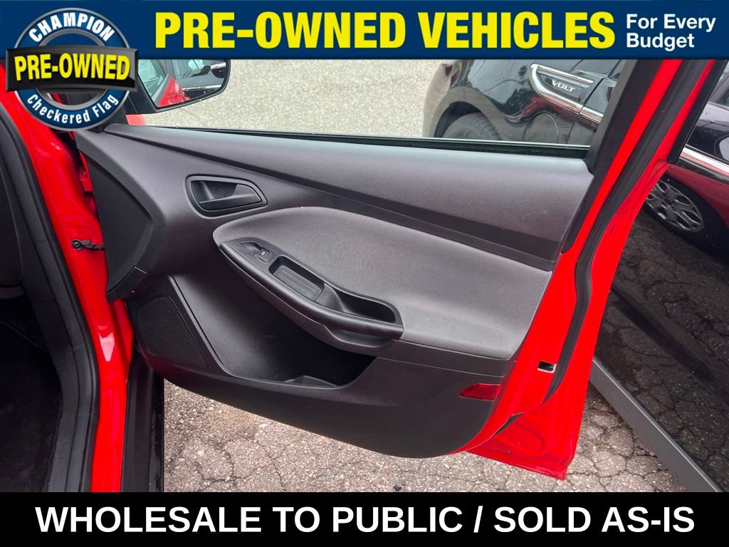 Used 2012 Ford Focus SE FWD image 16