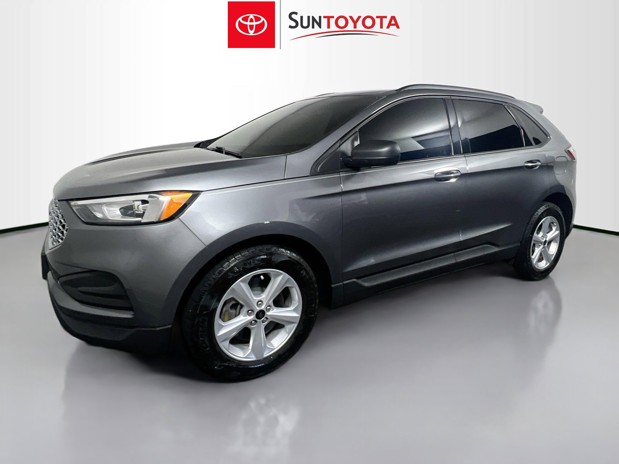 Used 2024 Ford Edge SE AWD/4WD image 9