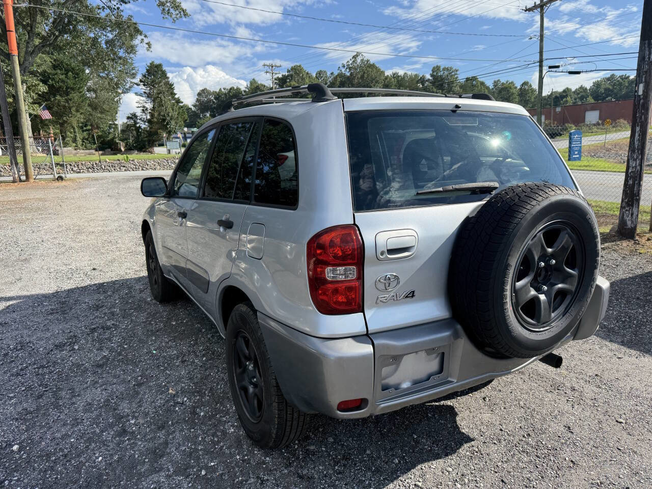 Used 2005 Toyota RAV4 2WD image 10