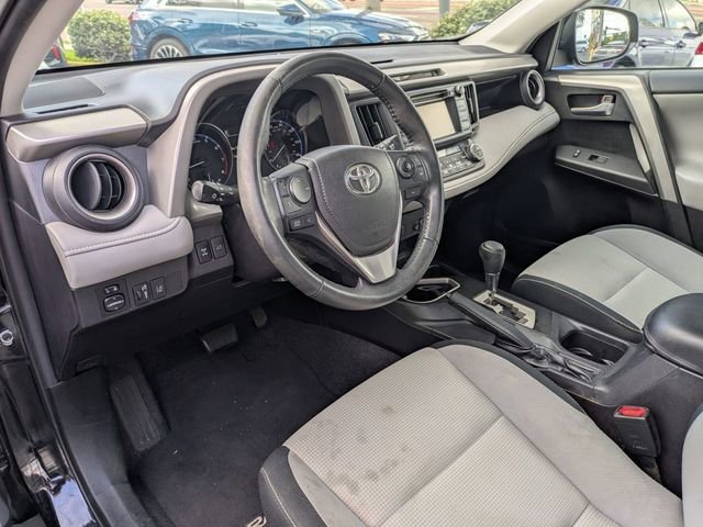 Used 2017 Toyota RAV4 XLE AWD/4WD image 12