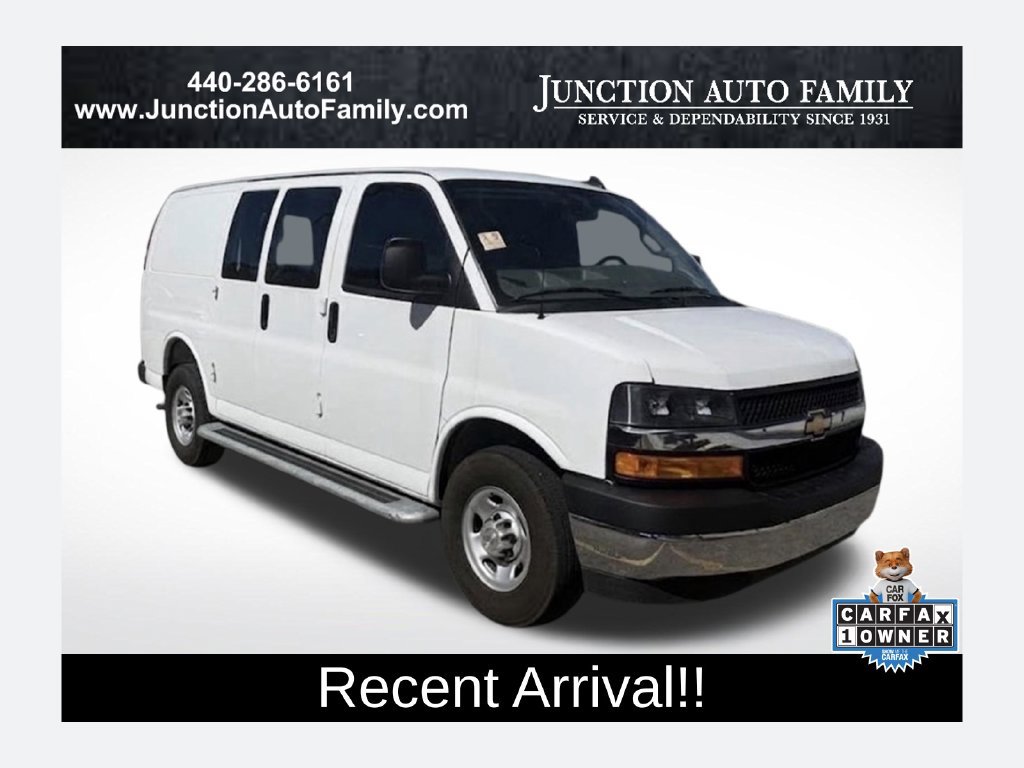 Used 2025 Chevrolet Express 2500 w/ Driver Convenience Package RWD image 1
