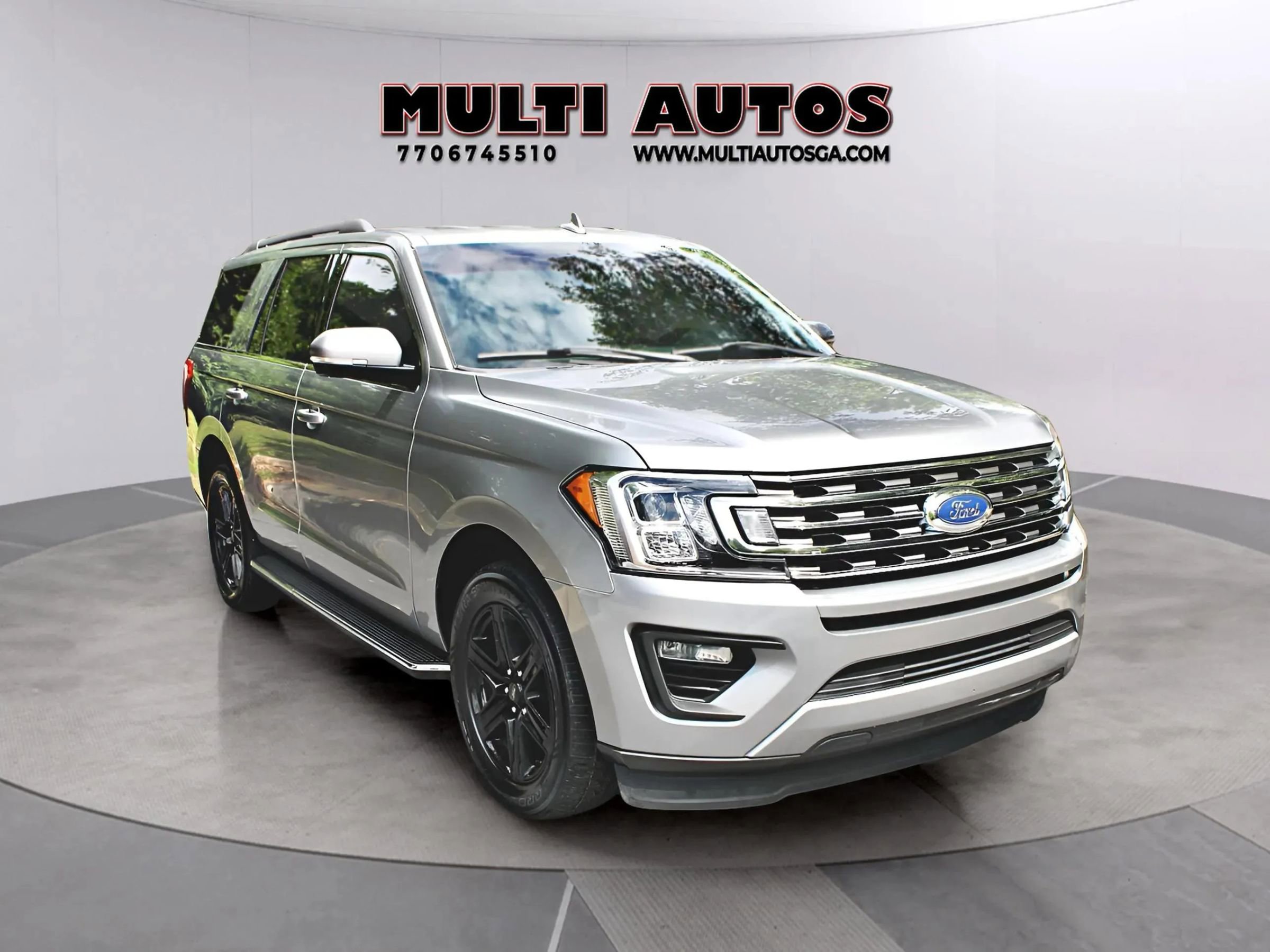 Used 2021 Ford Expedition XLT image 1