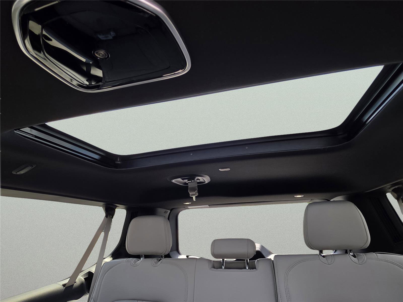 New 2026 Jeep Grand Wagoneer L 4WD w/ Premium Group I image 33